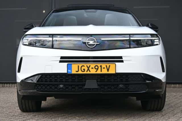 Opel Grandland (2025) thumbnail 4