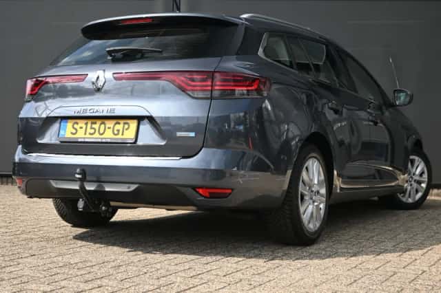 Renault Mégane (2022) thumbnail 2