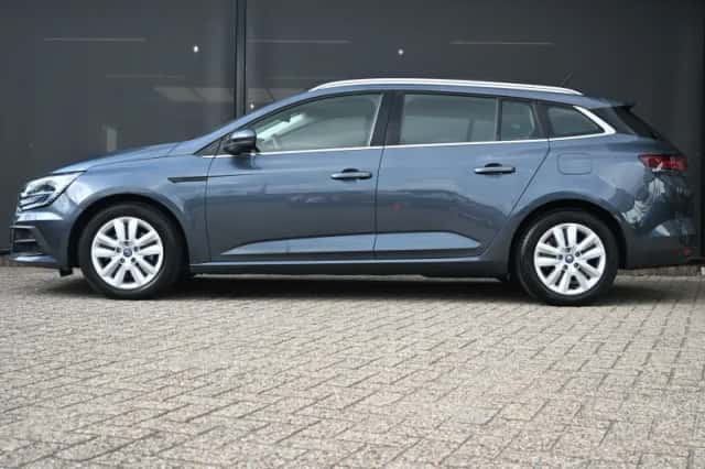 Renault Mégane (2022) thumbnail 3