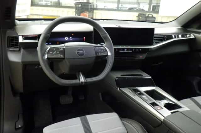 Opel Grandland (2025) thumbnail 5