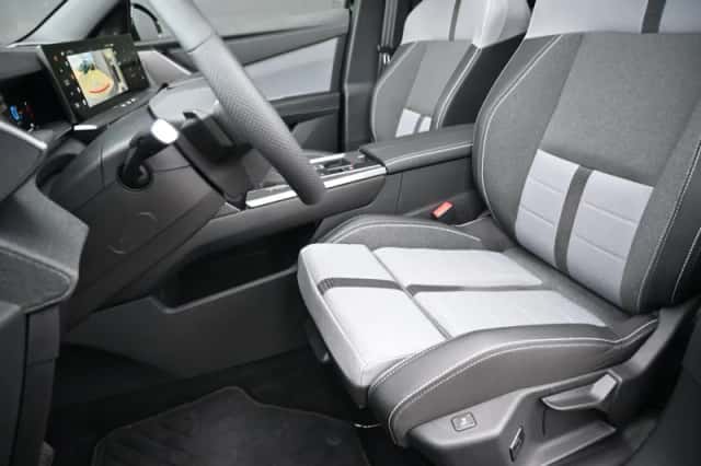 Opel Grandland (2025) thumbnail 6