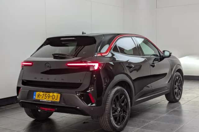 Opel Mokka-e (2022) thumbnail 3