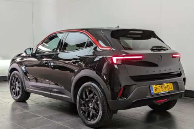 Opel Mokka-e (2022) thumbnail 4