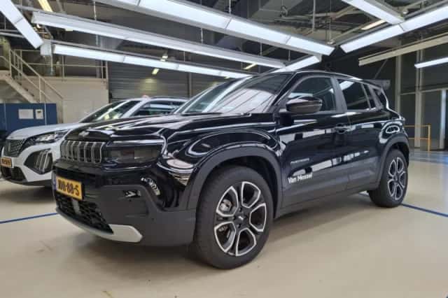 Jeep Avenger (2025) thumbnail 1