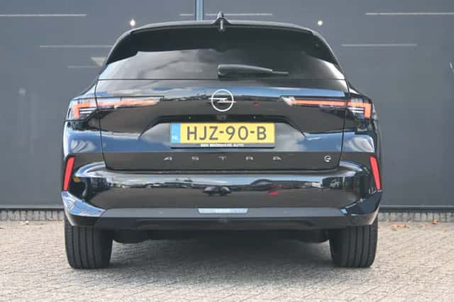 Opel Astra (2025) thumbnail 5