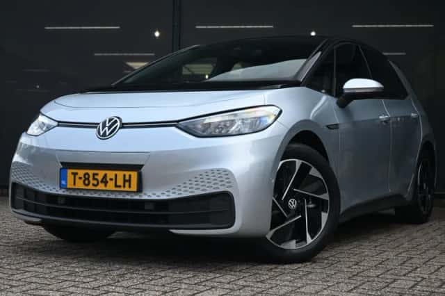 Volkswagen ID.3 (2023) thumbnail 1