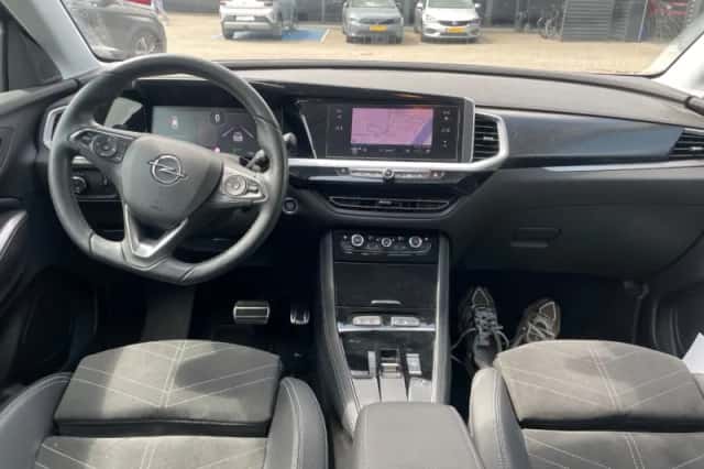 Opel Grandland (2023) thumbnail 5