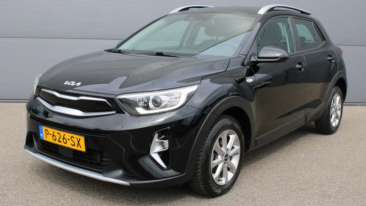 Kia Stonic (2022) — foto 1