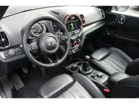 MINI Countryman (2017) thumbnail 17
