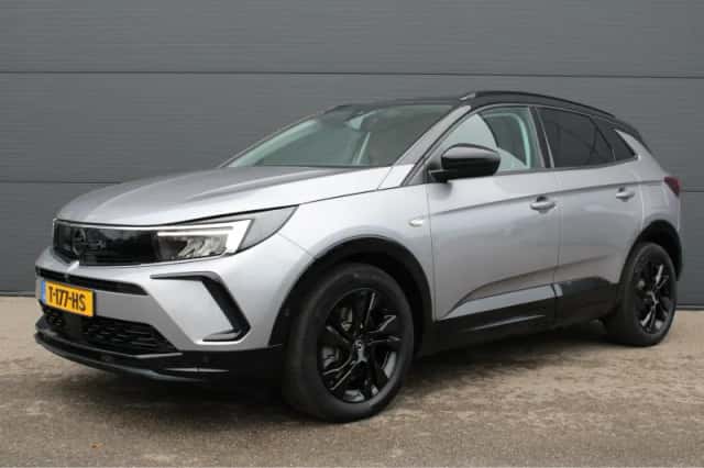Opel Grandland (2023) thumbnail 1