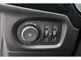 Opel Corsa (2023) thumbnail 17