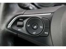 Opel Grandland X (2019) thumbnail 25