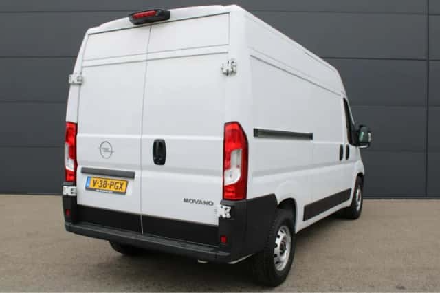 Opel Movano (2024) thumbnail 2