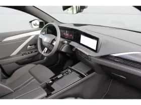 Opel Astra (2025) thumbnail 3