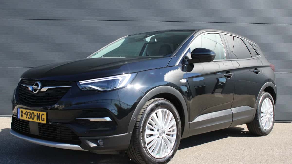 Opel Grandland X (2021) — foto 1