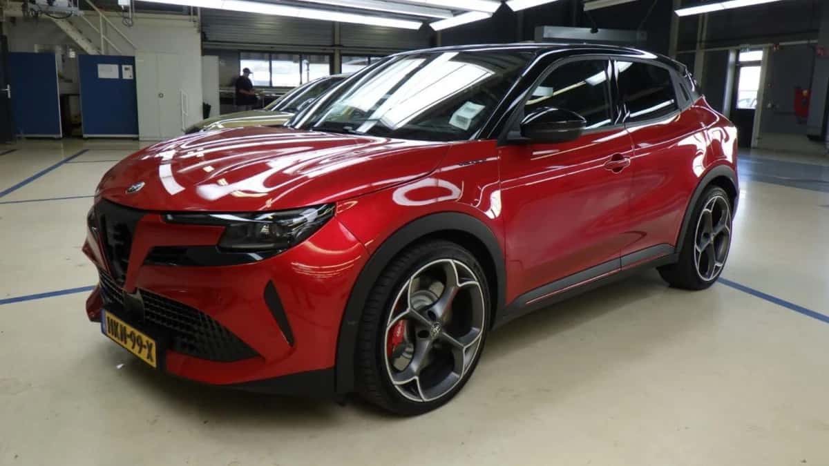 Alfa Romeo Junior (2025) — foto 1