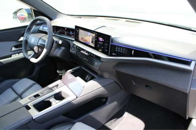 Opel Grandland (2025) thumbnail 3