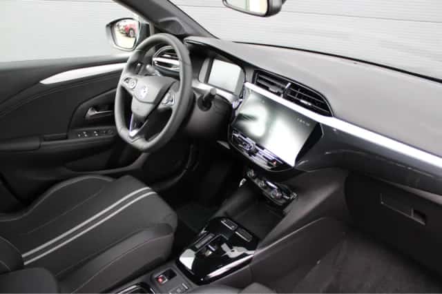 Opel Corsa (2025) thumbnail 3