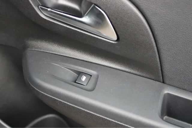 Opel Corsa (2025) thumbnail 6