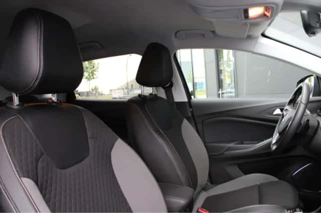 Opel Grandland X (2020) thumbnail 4