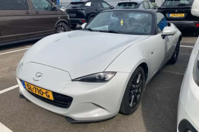 Mazda MX-5 (2018) thumbnail 1