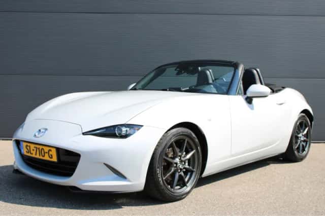 Mazda MX-5 (2018) thumbnail 1