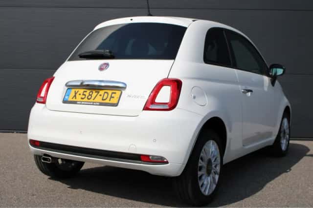 Fiat 500 (2023) thumbnail 2