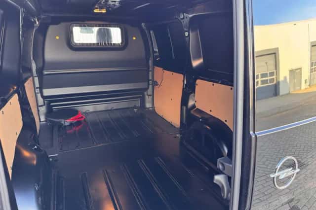 Opel Vivaro (2025) thumbnail 12