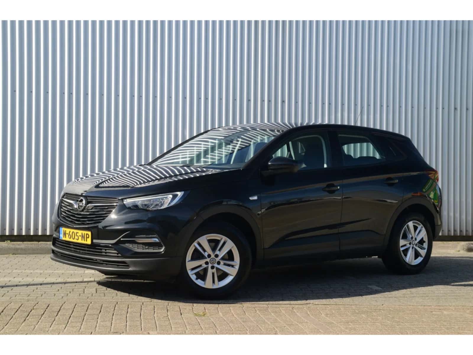 Opel Grandland X (2021) — foto 1