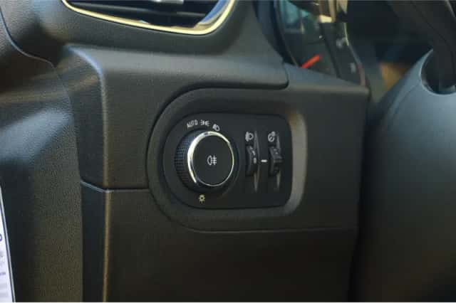 Opel Grandland X (2021) thumbnail 31