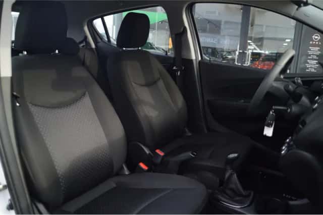 Opel Karl (2017) thumbnail 18