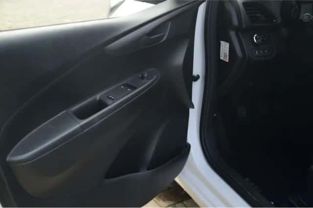 Opel Karl (2017) thumbnail 27