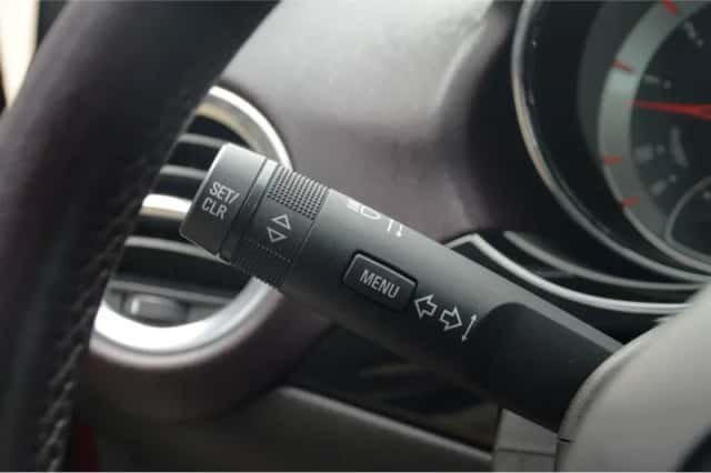 Opel Adam (2013) thumbnail 20