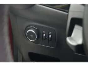 Opel Adam (2013) thumbnail 23