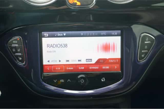 Opel Adam (2013) thumbnail 28
