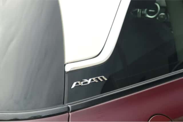 Opel Adam (2013) thumbnail 5
