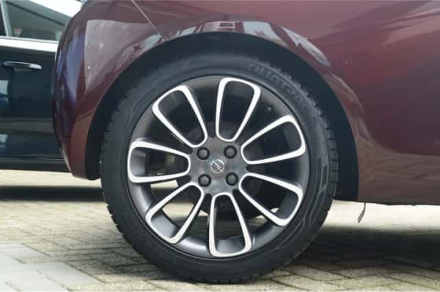 Opel Adam (2013) thumbnail 10