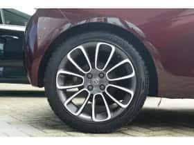 Opel Adam (2013) thumbnail 10