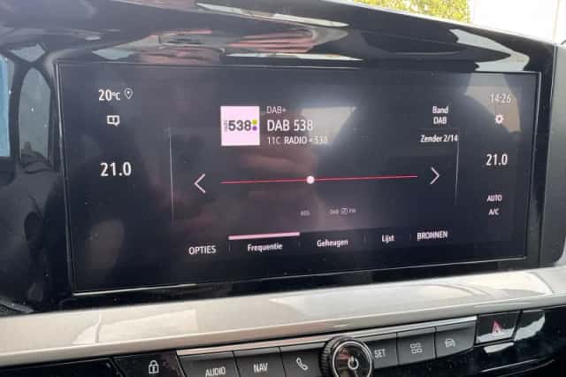 Opel Mokka (2023) thumbnail 23