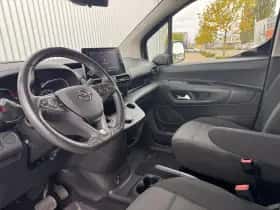 Opel Combo (2021) thumbnail 9