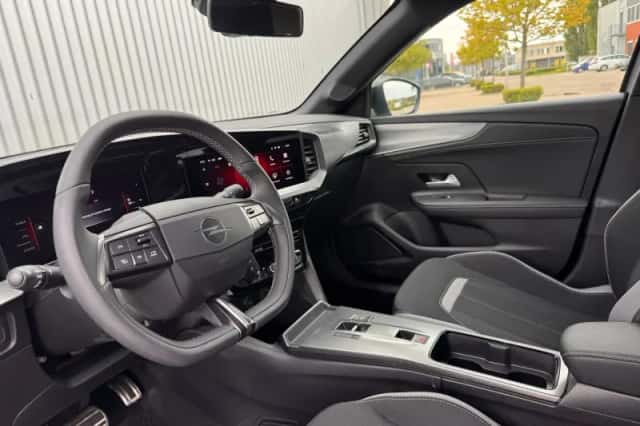 Opel Mokka (2025) thumbnail 9