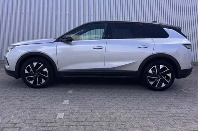 Opel Grandland (2025) thumbnail 2