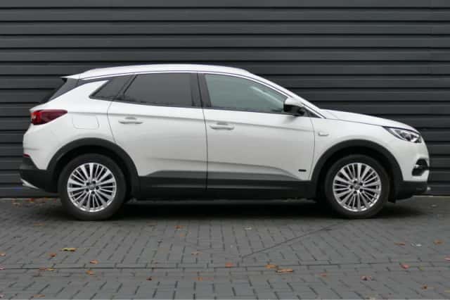 Opel Grandland X (2021) thumbnail 3