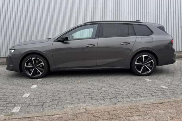 Opel Astra Sports Tourer (2025) thumbnail 2
