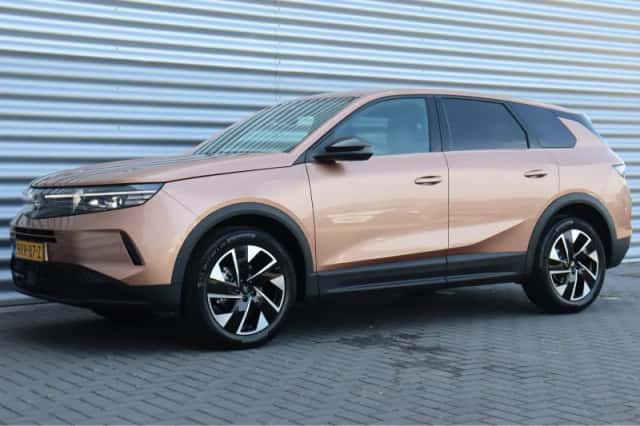 Opel Grandland (2025) thumbnail 6