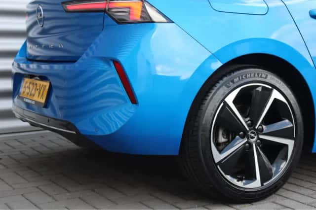 Opel Astra (2023) thumbnail 11