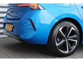 Opel Astra (2023) thumbnail 11