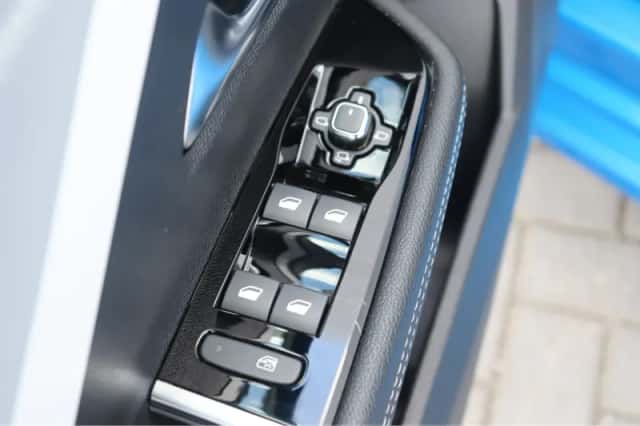 Opel Astra (2023) thumbnail 22
