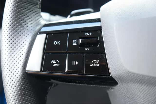 Opel Astra (2023) thumbnail 25