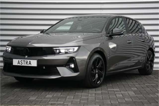 Opel Astra (2024) thumbnail 1